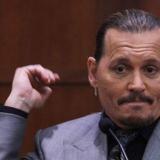 Johnny Depp acusa a Amber Heard de degradarlo y reprenderlo