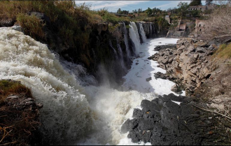 El gobierno estatal anunció que a mediados de mayo presentará informe de las acciones realizadas en la estrategia de recuperación del Río Santiago. EFE/ARCHIVO
