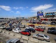 Los viajeros procedentes de México que ingresen vía terrestre deberán demostrar que están vacunados contra el COVID. EL INFORMADOR / Archivo