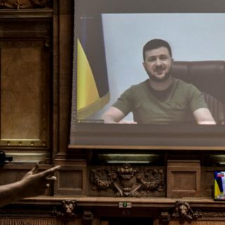 Zelensky pide reunión con Putin para "poner fin a la guerra"