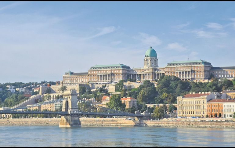Budapest. Múltiples viajeros llegan a la capital húngara como primer paso para explorar el resto del país. ESPECIAL/Visit Hungary