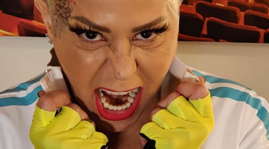 La cantante Alejandra Guzmán compartió cuál fue proceso para realizarse el look de una cabeza rapada. ESPECIAL