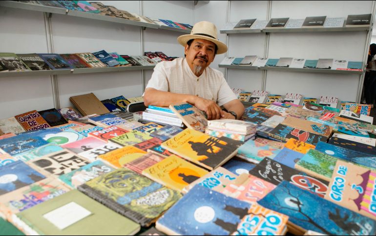 Sergio Fong asegura que él es un escritor urbano con un lenguaje del barrio y la calle. EL INFORMADOR/ G. Gallo
