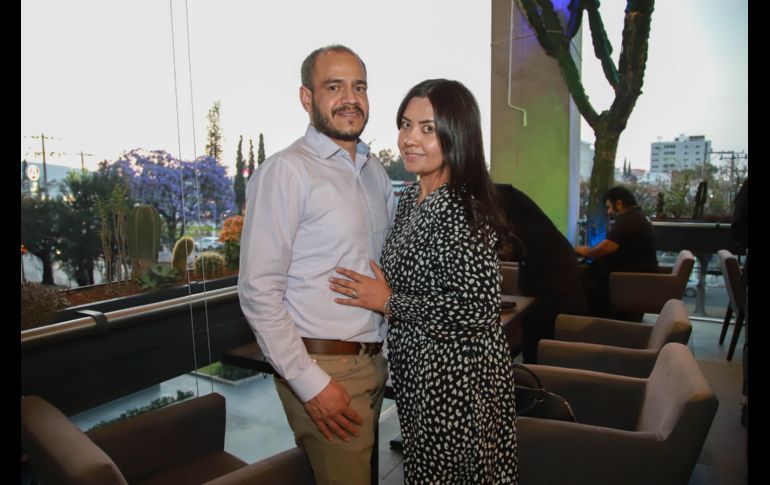 Marco Parra y Samantha tirado. GENTE BIEN JALISCO/TONY MARTÍNEZ