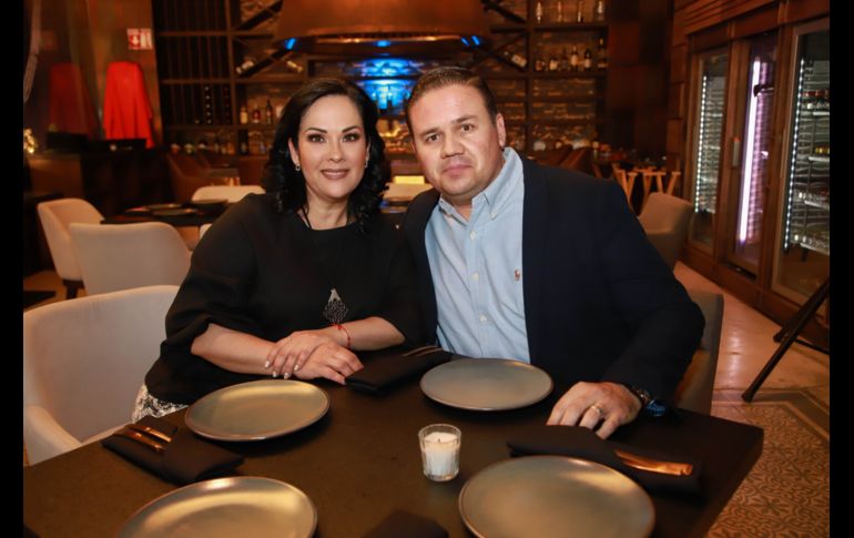 Verónica Cruz y Arq. Carlos Andiano. GENTE BIEN JALISCO/TONY MARTÍNEZ