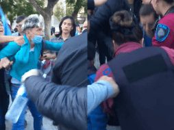 Un menor de 14 años estuvo a punto de ser linchado tras ser señalado de robar una bicicleta en una plaza. TWITTER: @nicomassano