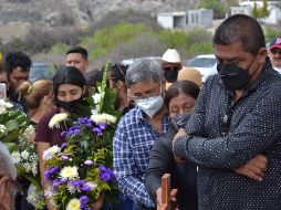Dedican a Debanhi un minuto de silencio y a sus padres Mario Escobar y Dolores Bazaldúa, aplausos por la búsqueda y ahora la lucha que están dando. SUN / ARCHIVO