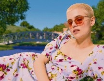 La nueva colección primavera-verano de Stradivarius está inspirada en el estilismo de la popular serie de Netflix. STRADIVARIUS.COM