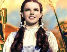 Se subastará el famoso vestido de Dorothy en “El Mago de Oz”. REUTER/ Julien's Auctions