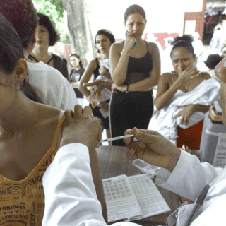 ¿Cómo puedes registrar a tus hijos para la vacuna antiCovid?