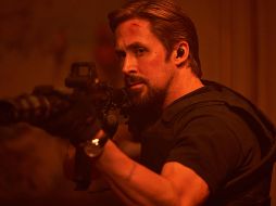 Ryan Gosling es “El Hombre Gris” en Netflix. CORTESÍA / NETFLIX