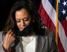 Harris dio positivo en las pruebas rápida y de PCR, agregó la presidencia, pero acotó que 