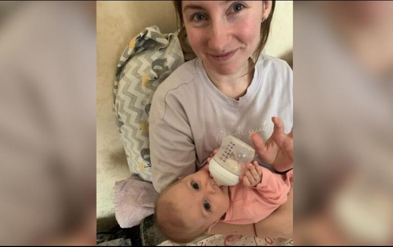 Valeria, con la bebé Kira, dijo que había alcanzado 