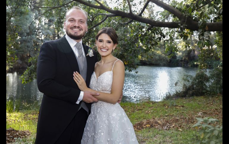 Rodolfo Slay Ramos y María Cristina Vázquez Figueroa. GENTE BIEN JALISCO/Claudio Jimeno