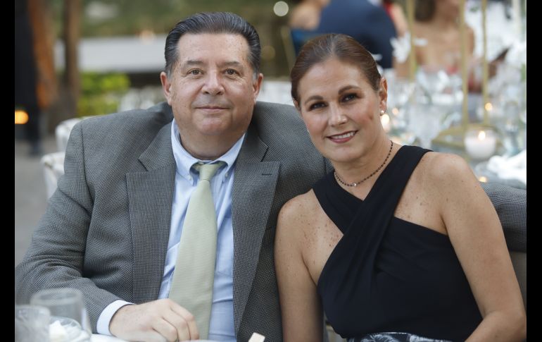 Mario López Vergara y Cecy Echeverri. GENTE BIEN JALISCO/Claudio Jimeno