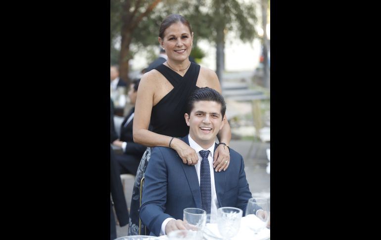 Cecy Echeverri y Mario López Echeverri. GENTE BIEN JALISCO/Claudio Jimeno