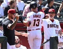 Nick Ahmed disparó un jonrón en el lanzamiento del mexicano Julio Urías.  AFP/N. Hall
