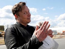 Elon Musk visita la construcción de la gigafábrica de Tesla en Gruenheide, cerca de Berlín, el 17 de mayo de 2021. REUTERS