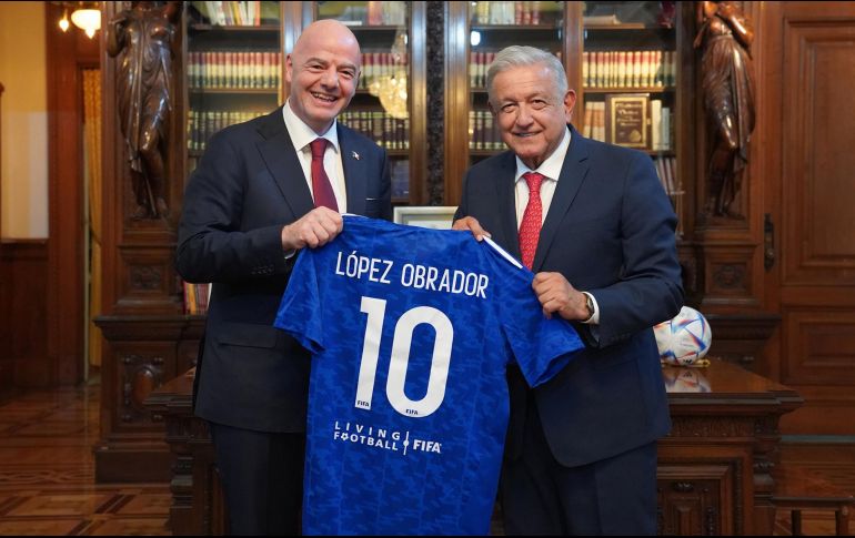 Andrés Manuel López Obrador recibió en Palacio Nacional a Gianni Infantino. TWITTER/@lopezobrador_