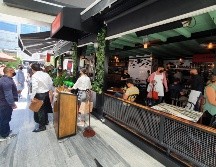 Resaltan que en la industria restaurantera hay muchas vacantes de empleo, por lo que hacen un llamado a aprovecharlas. EL INFORMADOR/ARCHIVO