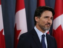 El primer ministro añadió que su gobierno gastó cinco millones de dólares canadienses (3.9 millones de dólares) en investigaciones sobre los aspectos de seguridad del cambio de las normas de donación de sangre. AFP / ARCHIVO