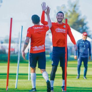 Chivas vs. Necaxa: Van por todo