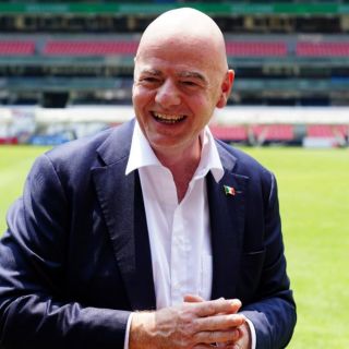 Infantino evalúa avances rumbo a 2026