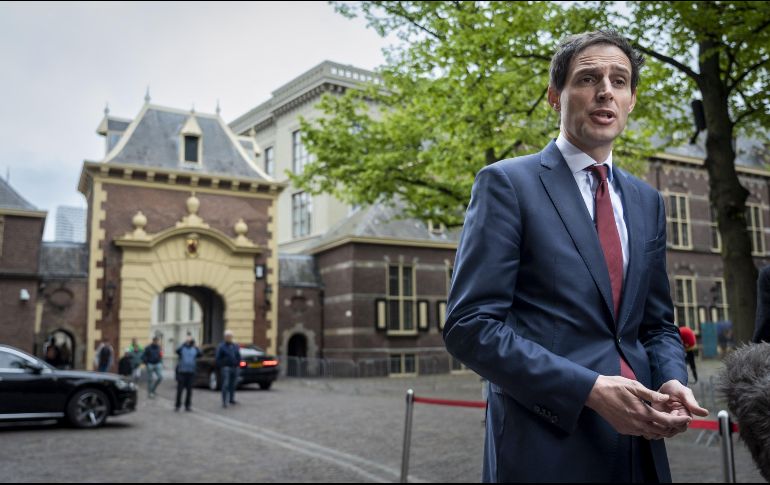 Wopke Hoekstra, ministro neerlandés de Exteriores, agregó que mandará treinta gendarmes a investigar los crímenes de guerra del conflicto entre Rusia y Ucrania. AFP / V. Lex