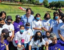 La gran mayoría se alegró de poder jugar un partido de futbol, con la sorpresa de tener como invitado especial al ex futbolista del Atlas, Bruno Marioni. EL INFORMADOR / M. Navarro