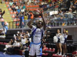 El equipo tapatío mantiene así el paso perfecto como local. Son siete victorias en siete partidos disputados en la Arena Astros. CORTESÍA/ASTROS