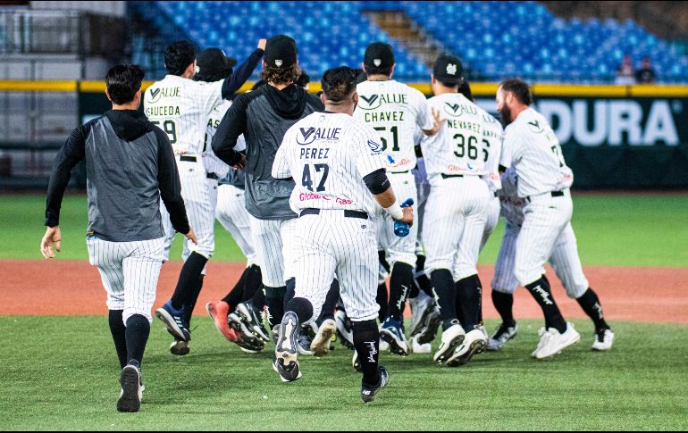 Con la victoria, Mariachis iguala la serie ante los Toros de Tijuana. IMAGO7