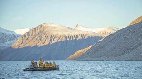 Isla de Baffin. Tendrás la oportunidad de explorar las vistas que ofrece la isla y disfrutar de su cultura. ESPECIAL