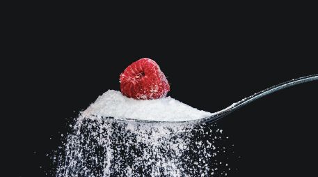 Reducir el consumo de azúcar puede prevenir algunos problemas de salud. ESPECIAL/Photo by Myriam Zilles on Unsplash.