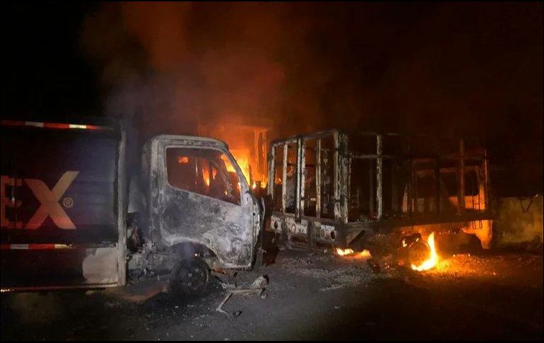 Hubo bloqueos, balaceras y la quema de vehículos en la Toluca - Sultepec. ESPECIAL