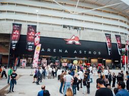 En el Polideportivo Ávila Camacho se ha aprovechado el estadio de voleibol para acondicionarlo y que Astros lo utilice en sus juegos como local. EL INFORMADOR/G. Gallo