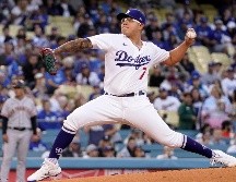 JULIO URÍAS. El mexicano no concedió boletos tras repartir ocho en sus cuatro primeras aperturas. AP / M. J. Terrill