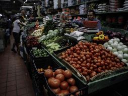 López Obrador dijo que lograron un acuerdo para garantizar que la canasta básica de alimentos tenga un precio justo. EL INFORMADOR / ARCHIVO