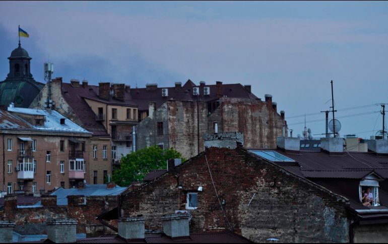 Las sirenas de ataques aéreos se activaron en varias ciudades de Ucrania la noche del miércoles hora local. AP/J. Gambrell