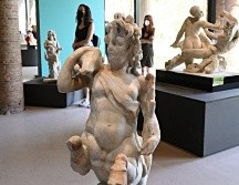 Una escultura de un centauro en la nueva exhibición titulada 