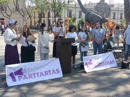 Dolores Pérez, catedrática especialista en construcción de paz, señaló que como Paritarias siempre estarán en apoyo de mujeres que se sientan en riesgo. ESPECIAL
