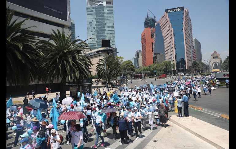 La manifestación ocurre mientras el debate del aborto en Estados Unidos tiene réplicas en Latinoamérica. EFE/S. Gutiérrez