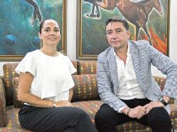 La presidente de la fundación LCells, Nora Sepúlveda, y el director general, Héctor Corona, destacan  que lo recaudado será para tratamientos de personas que los necesiten. EL INFORMADOR/ A. Camacho