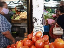 Los precios al consumidor escalaron hasta el 6.77 % a finales de 2017, la tasa más alta desde 2000, que fue motivada por un alza en el precio de los combustibles. EL INFORMADOR / ARCHIVO