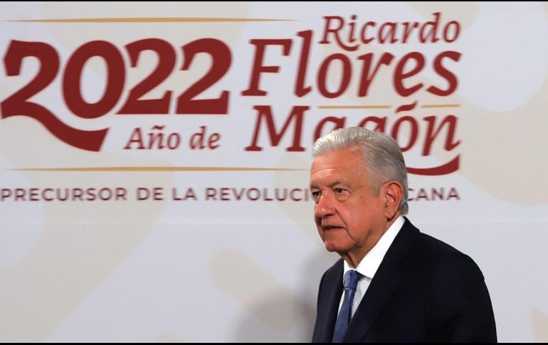 López Obrador asegura que su administración brindará becas a estudiantes de medicina que deseen estudiar y hacer una especialidad en Cuba. EFE / I. Esquivel