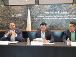 La Profeco en la ZMG y la Cámara de Joyería de Jalisco firmaron un convenio de colaboración para garantizar prácticas comerciales que protejan a los consumidores en este ámbito. EL INFORMADOR / R. Bobadilla