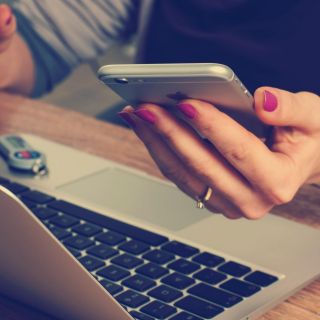 Los retos de las mujeres que son madres en la era post-COVID