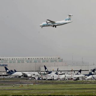 Especialistas piden revisar el espacio aéreo de la Ciudad de México