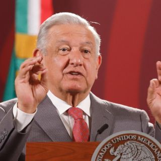 López Obrador dice que empresa Vitol debe aclarar quiénes recibieron sobornos en Pemex
