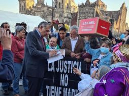 Las manifestantes fueron recibidas por el secretario de Gobernación, Adán Augusto López Hernández y otros funcionarios. TWITTER / @movNDmx