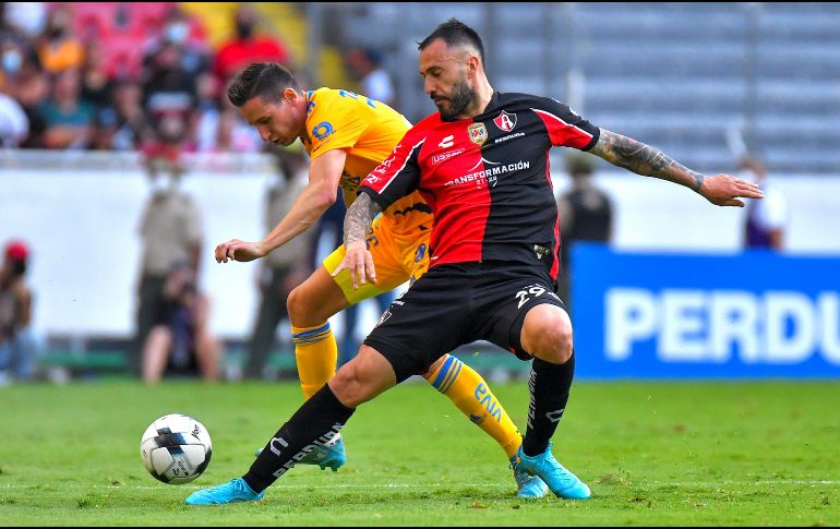 El hecho de ser los actuales campeones, el haber clasificado de manera directa a la Liguilla y de ser la mejor defensa del campeonato, le da al Atlas el compromiso y la obligación de defender a capa y espada el título. IMAGO7